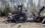 „Zielony Front" spalił leśną maszynę