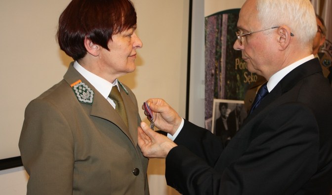 Grażyna Zagrobelna otrzymała Medal Pro Patria/ Fot. J. Drabarczyk       